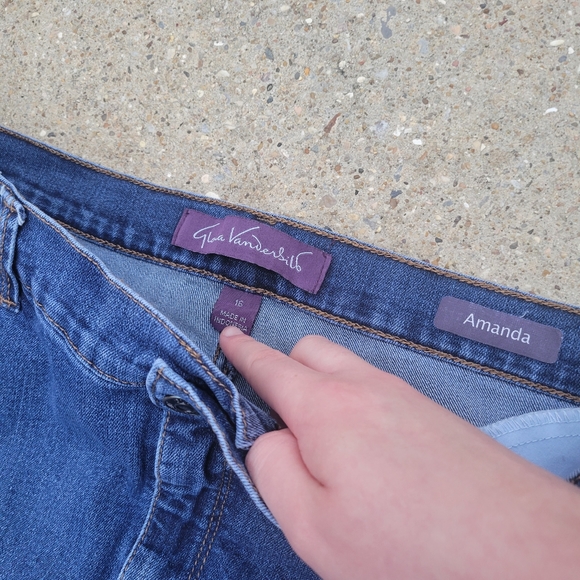 Gloria Vanderbilt Women's Amanda Classic Jeans - Size 16 (Great Condition) - Picture 8 of 9